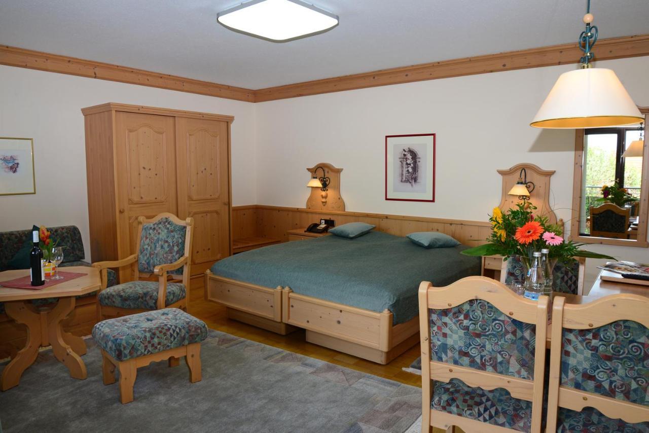 Residence Am Weinberg / Travellers Hotelbetriebs Gmbh Sasbachwalden Kültér fotó